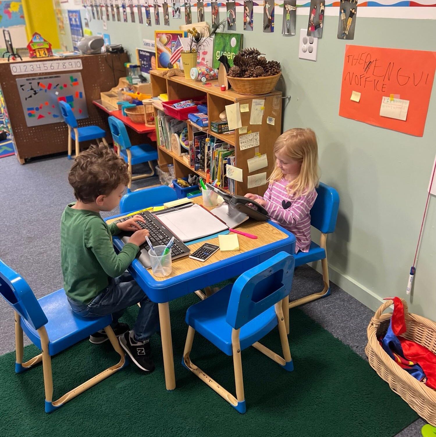 Children at Auburndale Community Nursery School in Newton, MA — How the ACNS School Year Works